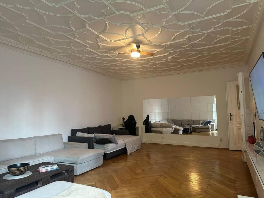 Grosses Apartment Am Kudamm برلين المظهر الخارجي الصورة